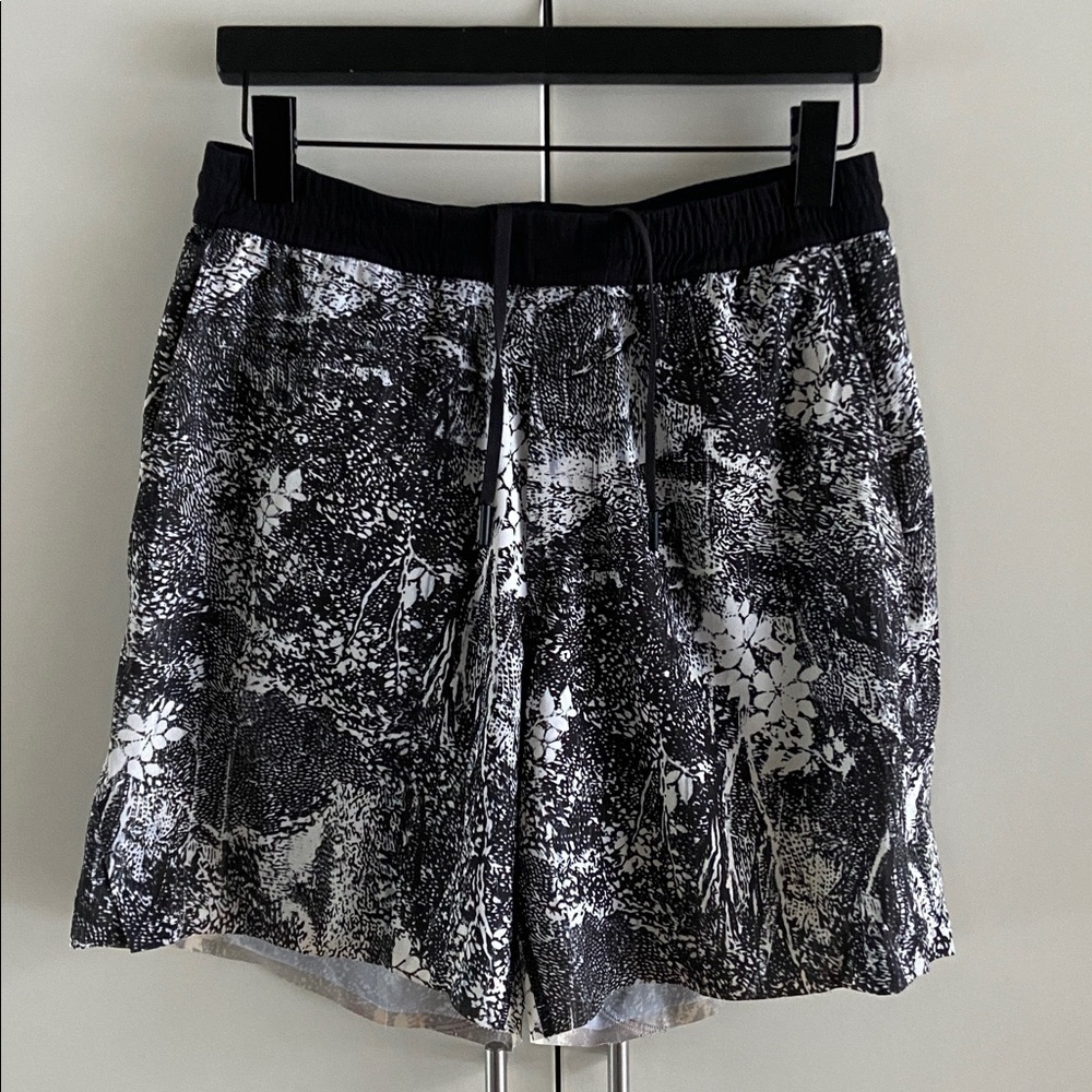 Lululemon Channel Cross Short *7" Updated